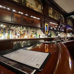 Adams Street Brewery - Amazing bar area