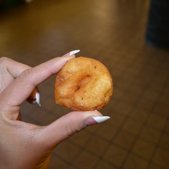 Daily Dozen Doughnut - plain - Bakeries Near Me - Seattle, Washington
