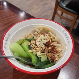 M10. 油泼面 Oil-Splashed Handmade Noodles