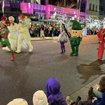 Snowflake Lane - Festivals Near Me - Bellevue, Washington Snowflake Lane - Festivals Near Me - Bellevue, Washington