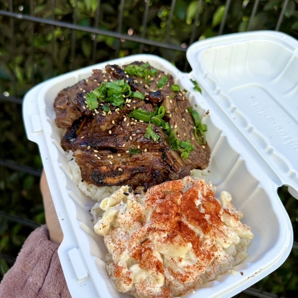 Shootz - The Short Ribs Plate was so tender. The hot and cold combo is elite. - Hawaiian Near Me - Stanton, California Shootz - The Short Ribs Plate was so tender. The hot and cold combo is elite. - Hawaiian Near Me - Stanton, California