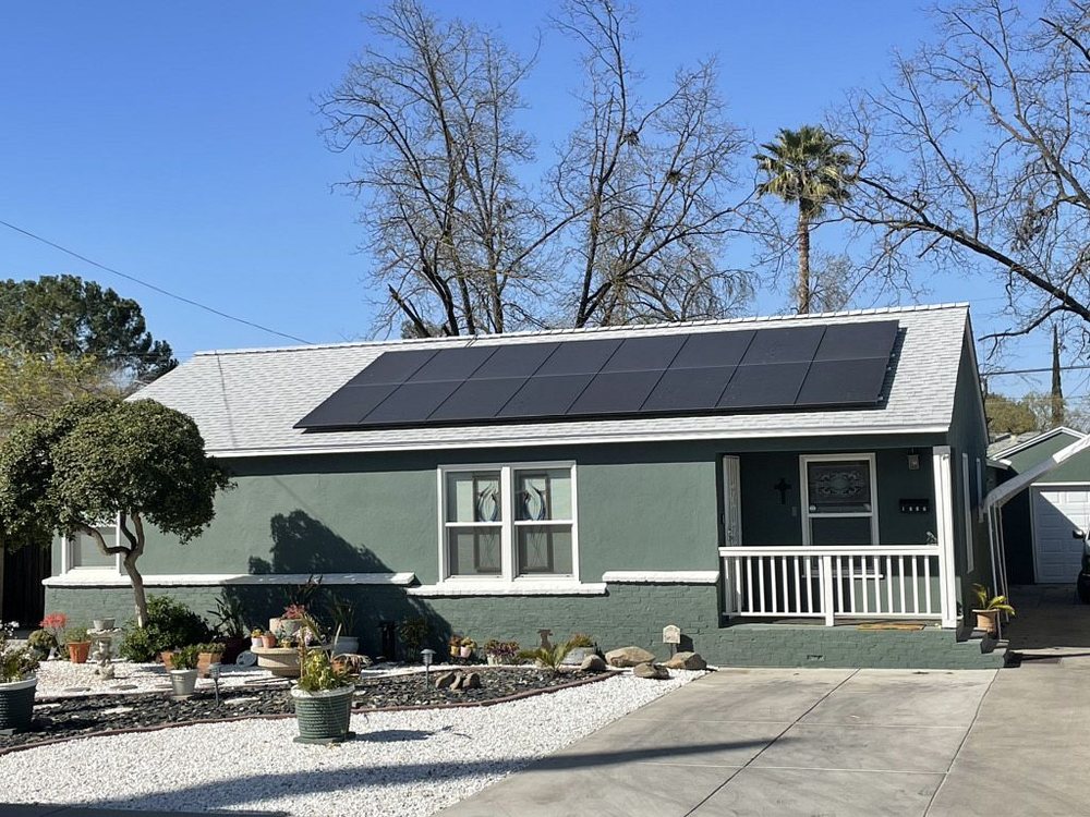 Slide of Magallon's Roofing