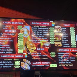 Best food spot in Bakersfield!! And here ya go since they are missing this photo on their reviews! I honestly love this spot so much! 10/10