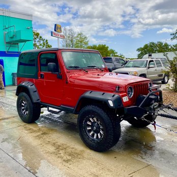 Blue Beacon Truck Washes - Roxy is looking good hahaha - Car Wash Near Me - Fort Pierce, Florida