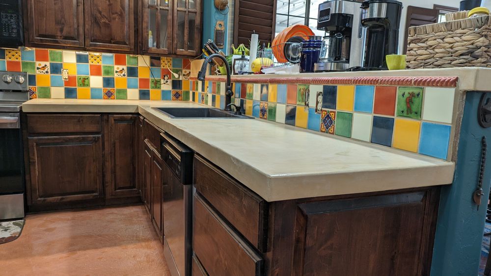 Slide of Eli The Handyman