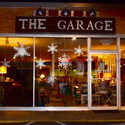 Eclectic, vintage, repurposed, architectural salvage, art, jewelry, coffee, baked goods, wifi