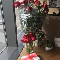 The most beautiful flowers I've ever received. They looked even better in person. The most beautiful flowers I've ever received. They looked even better in person.
