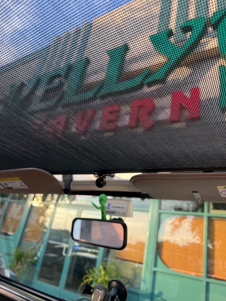 Kelly's Tavern Logo