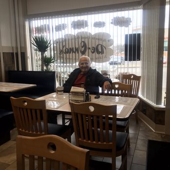 De-Onna's - Amil Dinsio - Greek Near Me - Hubbard, Ohio