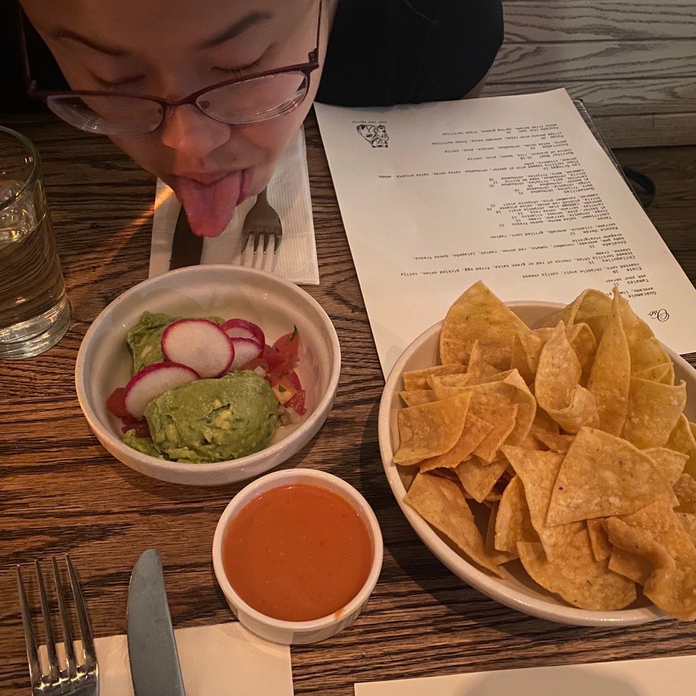 Oso - Guacamole and Fresh Tortilla Chips - Mexican Near Me - New York, New York Oso - Guacamole and Fresh Tortilla Chips - Mexican Near Me - New York, New York