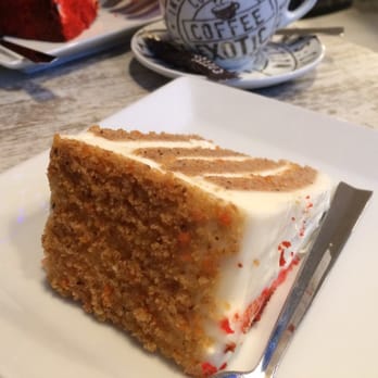 Ingredients:Cafe - Carrot cake side view 1/7/2016 - Coffee & Tea Near Me - Barcelona, B