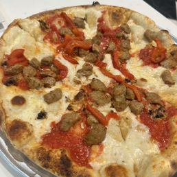 Nice looking pizza! Nice looking pizza!