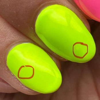 Fashion Nail Spa - Bubbles from a freshly done fill-in - Nail Salons Near Me - Lyndhurst, New Jersey