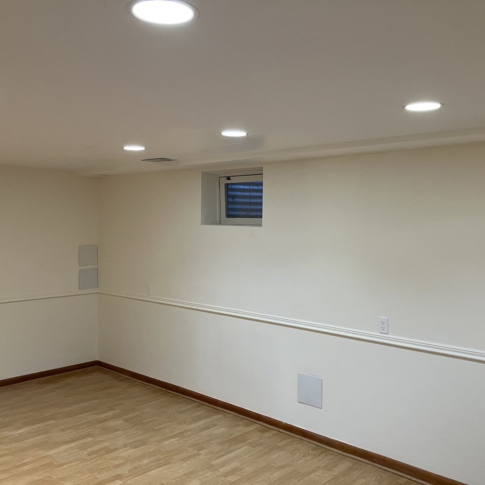 Finished work...water damaged ceiling? Where? The repair is seamless!