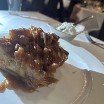 Rails Steakhouse - Bread pudding - Steakhouses Near Me - Towaco, New Jersey