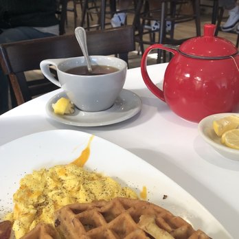 Harry's Restaurant - Tea - Breakfast & Brunch Near Me - Houston, Texas