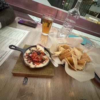 Polanco Cantina - Queso Fundido - Mexican Near Me - Sacramento, California Polanco Cantina - Queso Fundido - Mexican Near Me - Sacramento, California