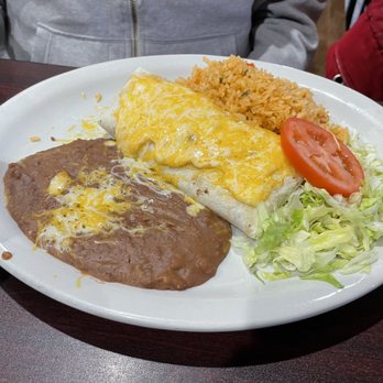 Tu Casa Restaurant - Breakfast Burrito, rice and refried beans - Mexican Near Me - Norfolk, Nebraska Tu Casa Restaurant - Breakfast Burrito, rice and refried beans - Mexican Near Me - Norfolk, Nebraska
