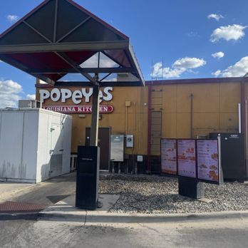 Popeyes Louisiana Kitchen - Fast Food Near Me - Champaign, Illinois Popeyes Louisiana Kitchen - Fast Food Near Me - Champaign, Illinois