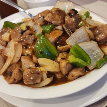 Hong Far Cafe - Black bean spare rib with flat noodle - Chinese Near Me - Richmond Hill, Ontario