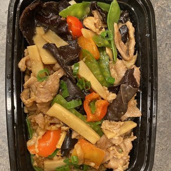 Asian Bistro - Pork with wood ear mushrooms. Really good! - Szechuan Near Me - Arlington Heights, Illinois Asian Bistro - Pork with wood ear mushrooms. Really good! - Szechuan Near Me - Arlington Heights, Illinois