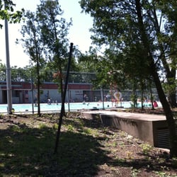 Dilboy Memorial Swimming and Wading Pool - Approaching the pool from Alewife Brook Parkway