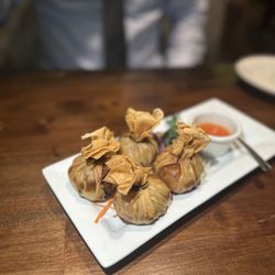 Malakor Thai Cafe - Crispy money bag