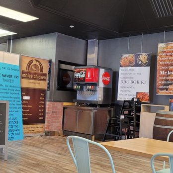 Mr Lee Chicken - Interior - Chicken Wings Near Me - Concord, California