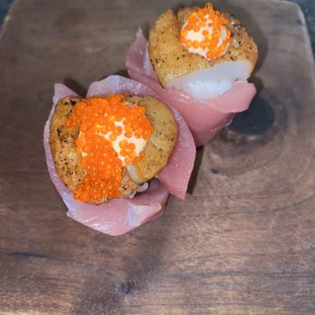 Rawbar - Ahi Blossom - Sushi Bars Near Me - Chico, California