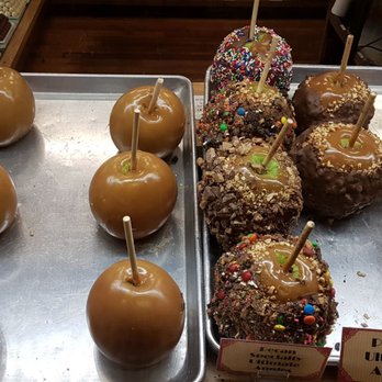 Savannah's Candy Kitchen - Desserts Near Me - Nashville, Tennessee