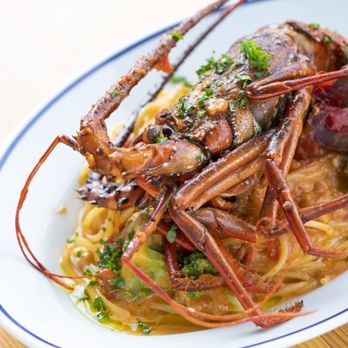 熱海渚町・おさかな丼屋ビストロ>