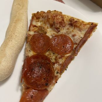 HotBox Pizza - Pizza Near Me - Indianapolis, Indiana