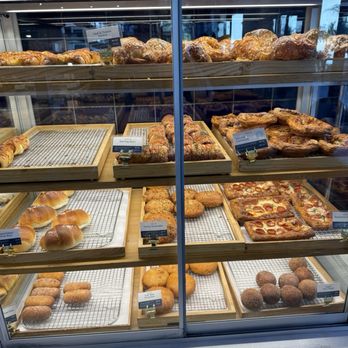 Paris Baguette - Bakeries Near Me - Carlsbad, California Paris Baguette - Bakeries Near Me - Carlsbad, California