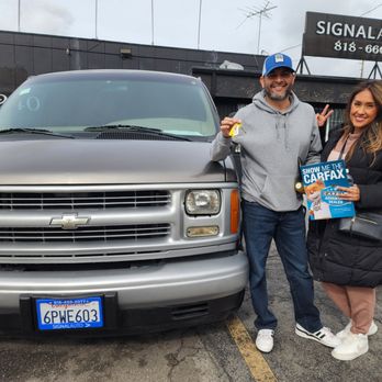 SignalAuto - Proud of what we do. - Used Car Dealers Near Me - Sylmar, California