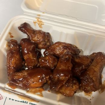 Vocelli's Pizza - Bbq wings - Pizza Near Me - Richmond, Virginia