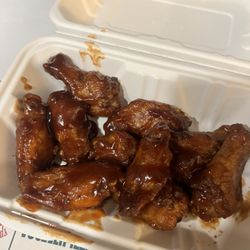 Vocelli's Pizza - Bbq wings
