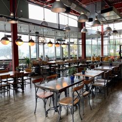 Urban Plates - Dining Room