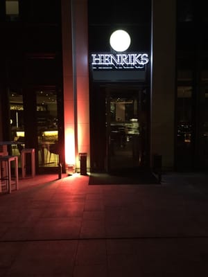 Restaurant HENRIKS by null