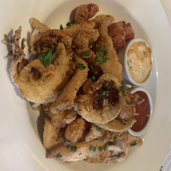 Lindey's - Calamari & Shrimp - New American Near Me - Columbus, Ohio Lindey's - Calamari & Shrimp - New American Near Me - Columbus, Ohio