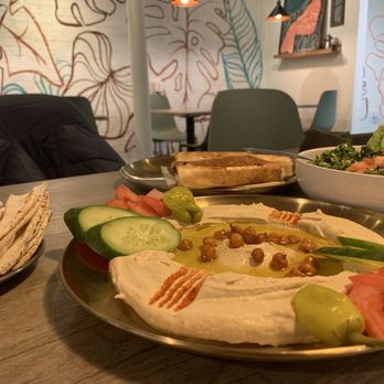 Tahini Middle Eastern Eatery - Shareable Hummus - Middle Eastern Near Me - Greenville, South Carolina Tahini Middle Eastern Eatery - Shareable Hummus - Middle Eastern Near Me - Greenville, South Carolina