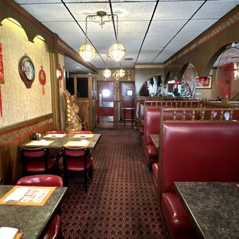 Dragon Inn - Secondary Dining Area - Chinese Near Me - Overland Park, Kansas Dragon Inn - Secondary Dining Area - Chinese Near Me - Overland Park, Kansas