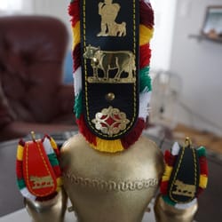 Kunstgewerbe Dörig - Traditional cow bells