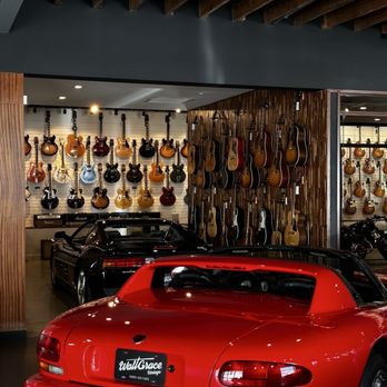 Walt Grace Vintage - Guitar Stores Near Me - Miami, Florida Walt Grace Vintage - Guitar Stores Near Me - Miami, Florida
