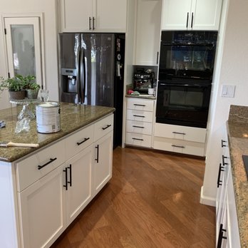Shaker Cabinet - Cabinetry Near Me
