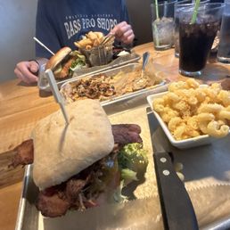 Very good food. Excellent service. Very respectable restaurant. 5 stars. Very good food. Excellent service. Very respectable restaurant. 5 stars.
