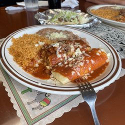 El Camino Real 4 - Cheese enchilada and tamale.