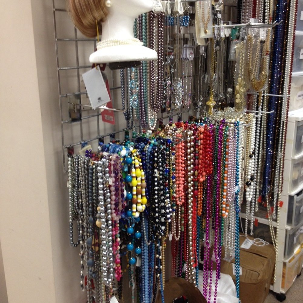 Echoes of Time - Used, Vintage & Consignment Near Me - Virginia Beach, Virginia