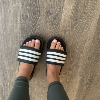 Venice Nails By Johnny - Gel pedi done by Andy - Nail Salons Near Me - Goodyear, Arizona Venice Nails By Johnny - Gel pedi done by Andy - Nail Salons Near Me - Goodyear, Arizona