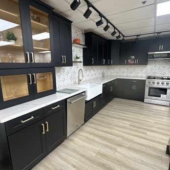 HomeCo - Show room - Countertop Installation Near Me - El Monte, California