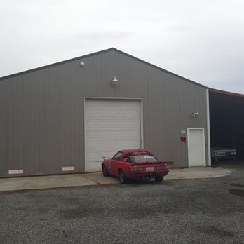 J-Rods Garage - Decent sized auto shop in back. Call for appointments. - Auto Repair Near Me